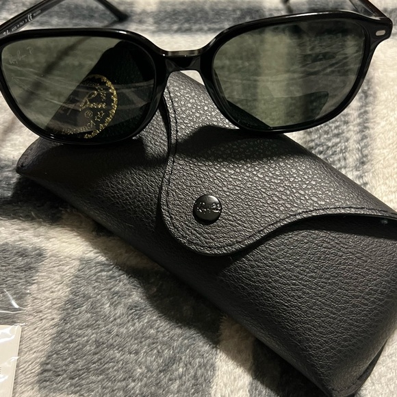 Ray-Bans - Picture 2 of 12